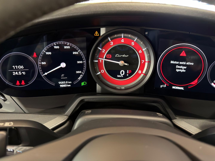 Foto do veículo PORSCHE 911  TURBO 2022 9.083 KM 1.190.000,00