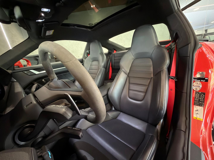 Foto do veículo PORSCHE 911  TURBO 2022 9.083 KM 1.190.000,00