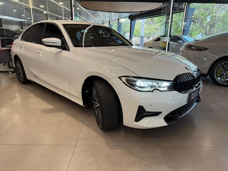 Foto do veículo BMW 320I  2.0 16V TURBO ACTIVE FLEX 4P AUTOMATICO 2020 47.500 KM 185.000,00