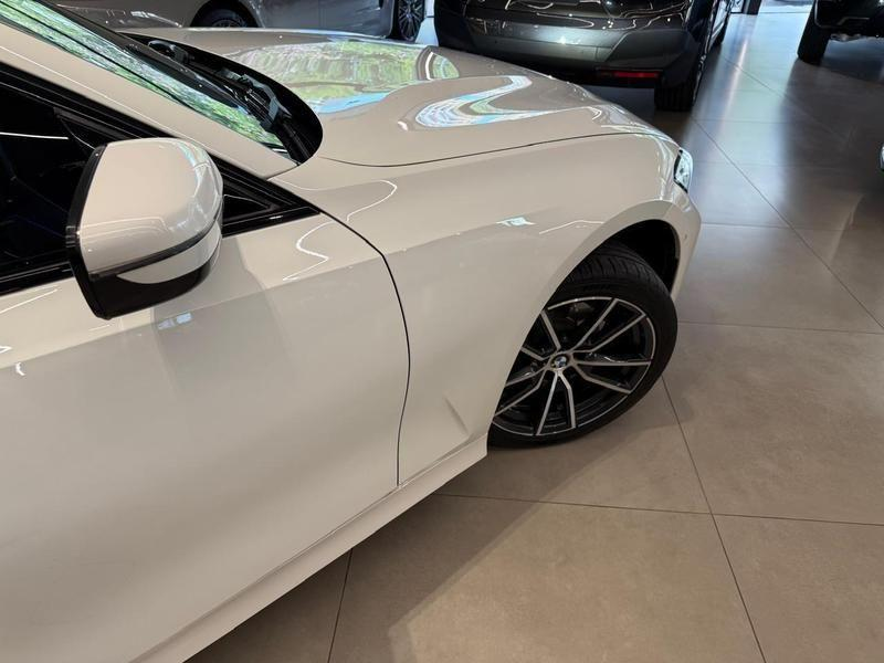 Foto do veículo BMW 320I  2.0 16V TURBO ACTIVE FLEX 4P AUTOMATICO 2020 47.500 KM 185.000,00