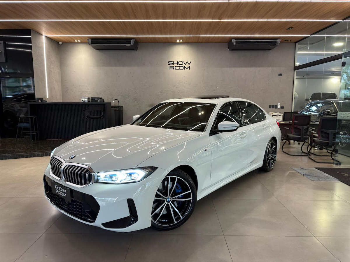 Foto do veículo BMW 320i  M SPORT FLEX 2024/2024 17.271 KM R$ 295.000,00