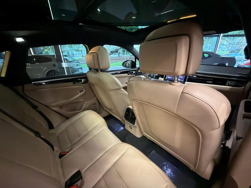 Foto do veículo PORSCHE MACAN  2023 39.183 KM 418.000,00