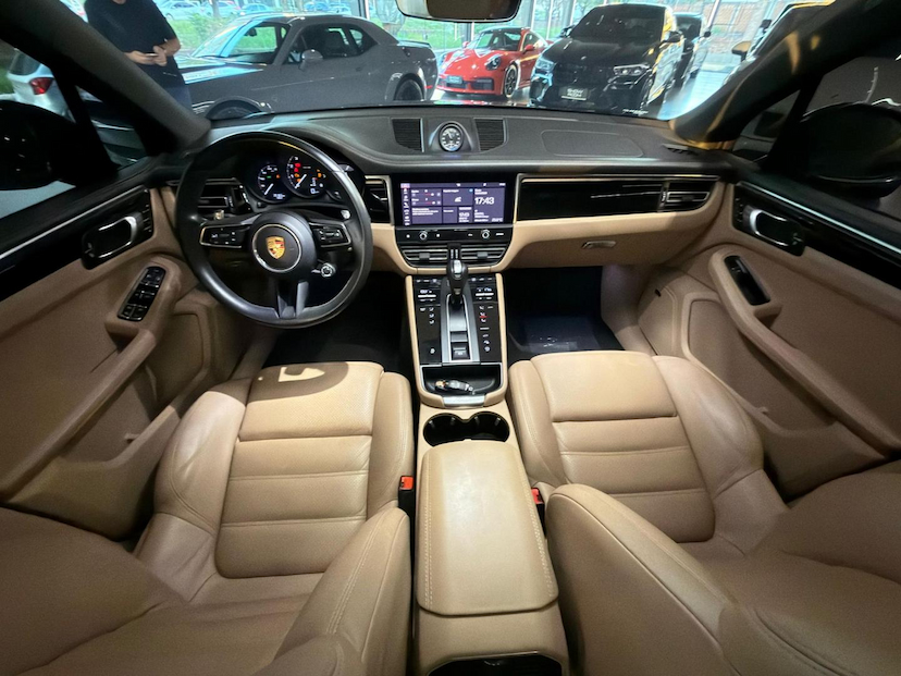 Foto do veículo PORSCHE MACAN  2023 39.183 KM 418.000,00