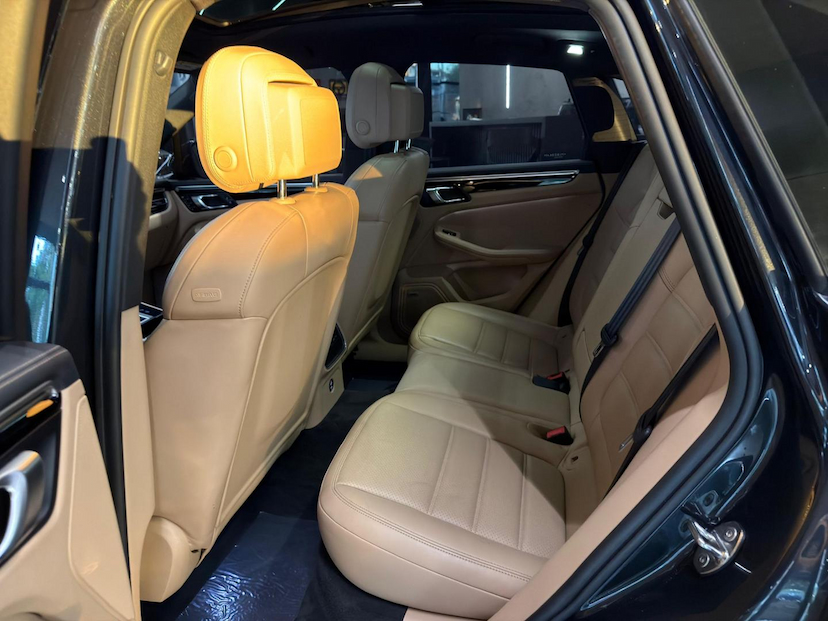 Foto do veículo PORSCHE MACAN  2023 39.183 KM 418.000,00