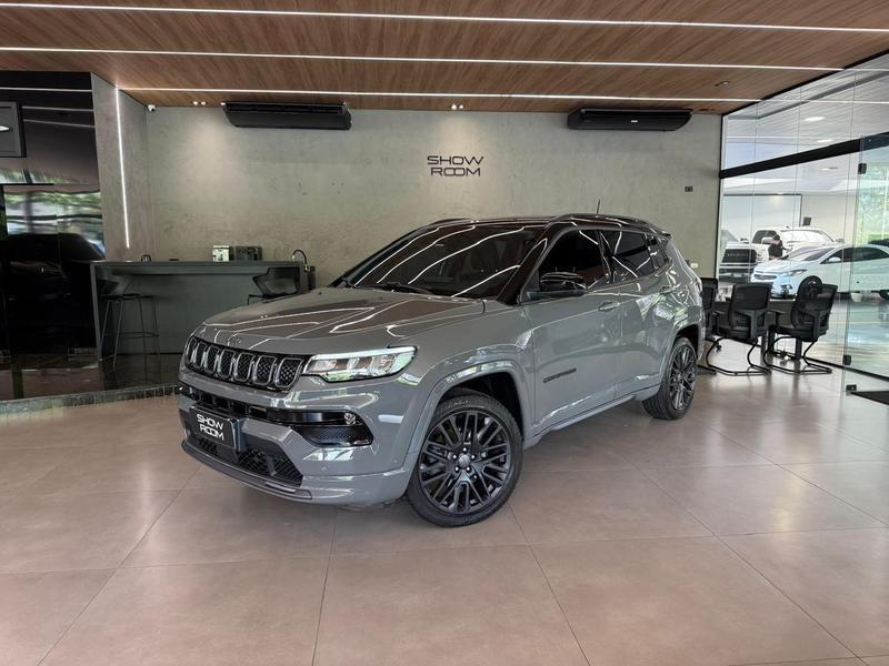 Foto do veículo JEEP COMPASS  SERIE S TF 2023/2024 16.173 KM R$ 185.000,00