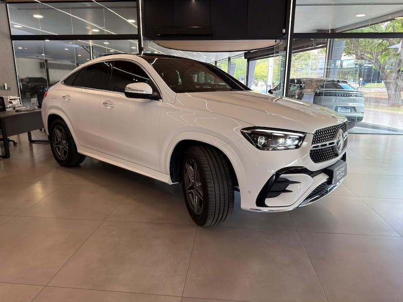 Foto do veículo MERCEDES-BENZ GLE 450 GLE450 D 4M CO 2024 23.371 KM 620.000,00