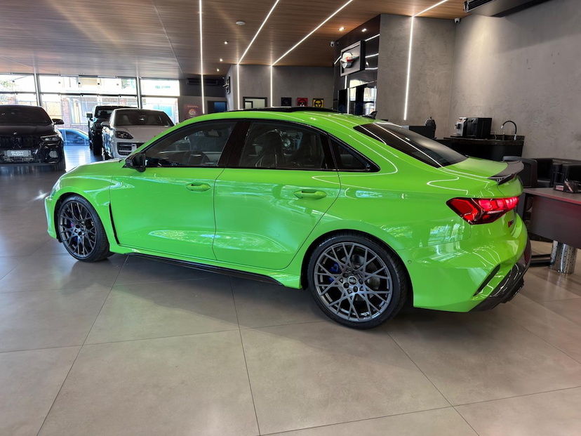 Foto do veículo AUDI RS3  SEDAN TRACK 2.5 TFSI QUATTRO S-TRONIC 2026 6.861 KM 609.000,00