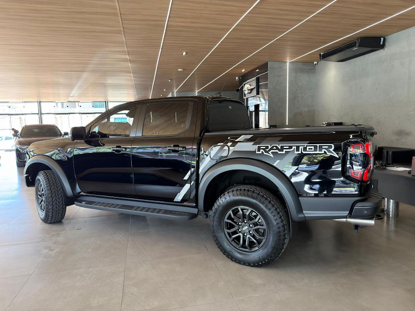 Foto do veículo FORD RANGER  RAPCD3G4A 2024 17.650 KM 435.000,00