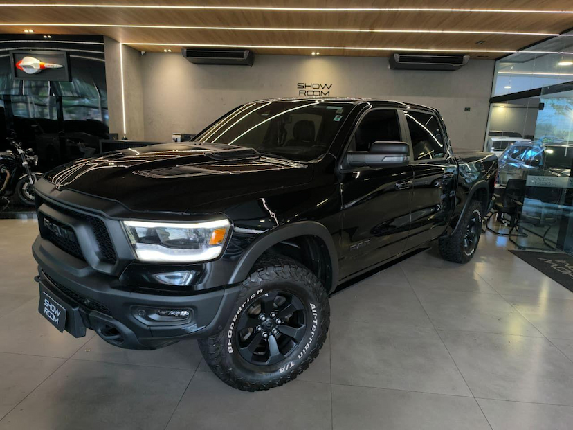 Foto do veículo RAM 1500  REBEL HEMI CC 2023 61.469 KM 349.000,00