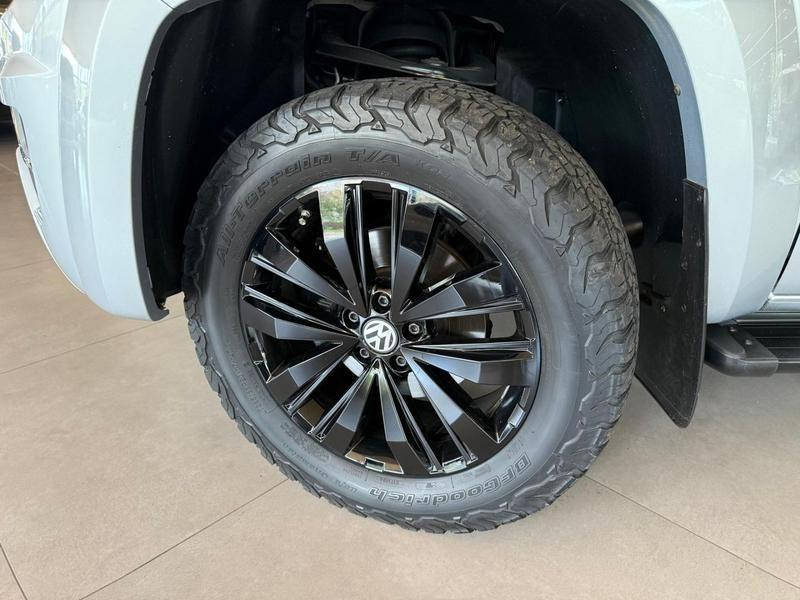 Foto do veículo VOLKSWAGEN AMAROK  V6 HIGH AC4 2018 71.600 KM 155.000,00