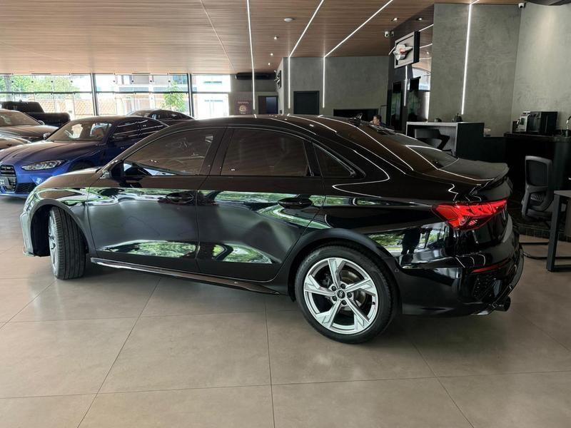 Foto do veículo AUDI A3  SD 2.0TFSI 2022 41.700 KM 200.000,00