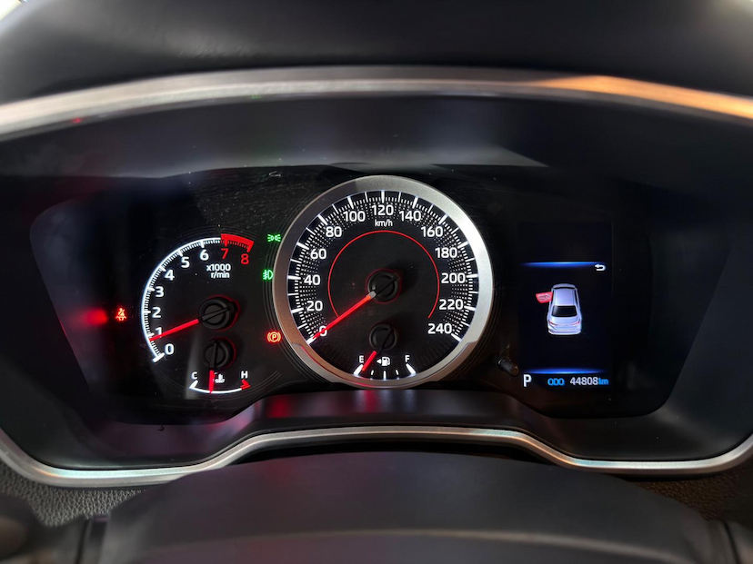 Foto do veículo TOYOTA COROLLA  XEI 20 2021 44.808 KM 123.000,00