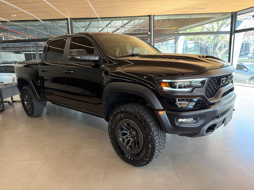 Foto do veículo RAM 1500  TRX CREW CAB 2024 21.900 KM 1.290.000,00