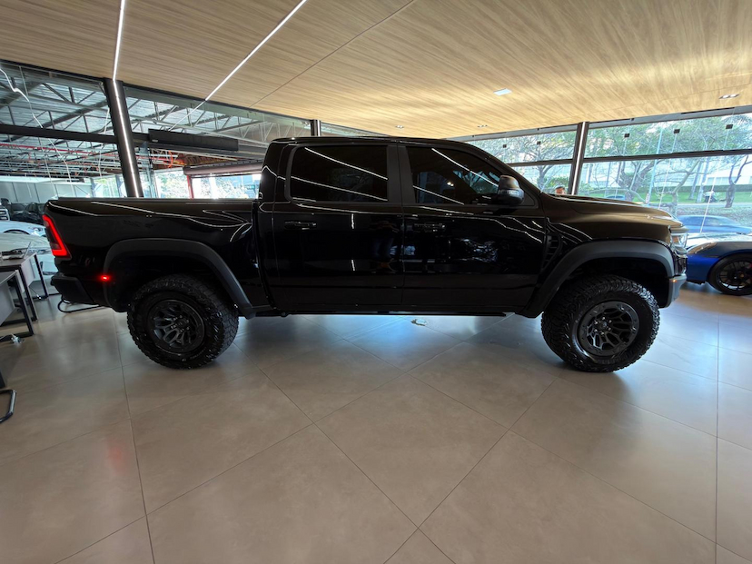 Foto do veículo RAM 1500  TRX CREW CAB 2024 21.900 KM 1.290.000,00