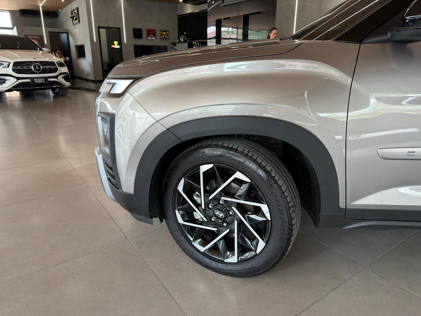 Foto do veículo HYUNDAI CRETA  ULTIMATE 1.6 TB 16V AUT. 2026 9.550 KM 169.000,00