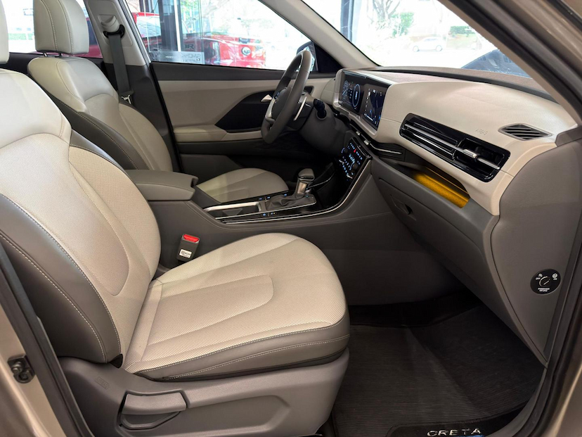 Foto do veículo HYUNDAI CRETA  ULTIMATE 1.6 TB 16V AUT. 2026 9.550 KM 169.000,00