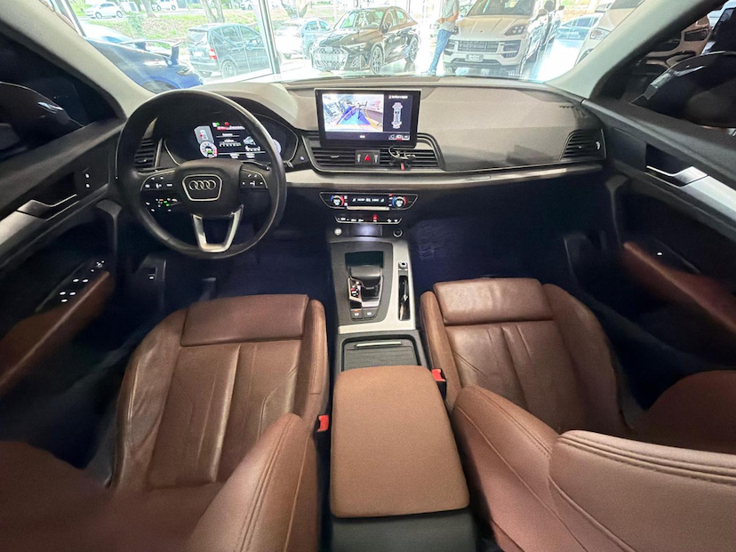 Foto do veículo AUDI Q5  2.0TFSI 2021 53.500 KM 215.000,00