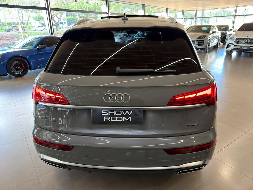 Foto do veículo AUDI Q5  2.0TFSI 2021 53.500 KM 215.000,00