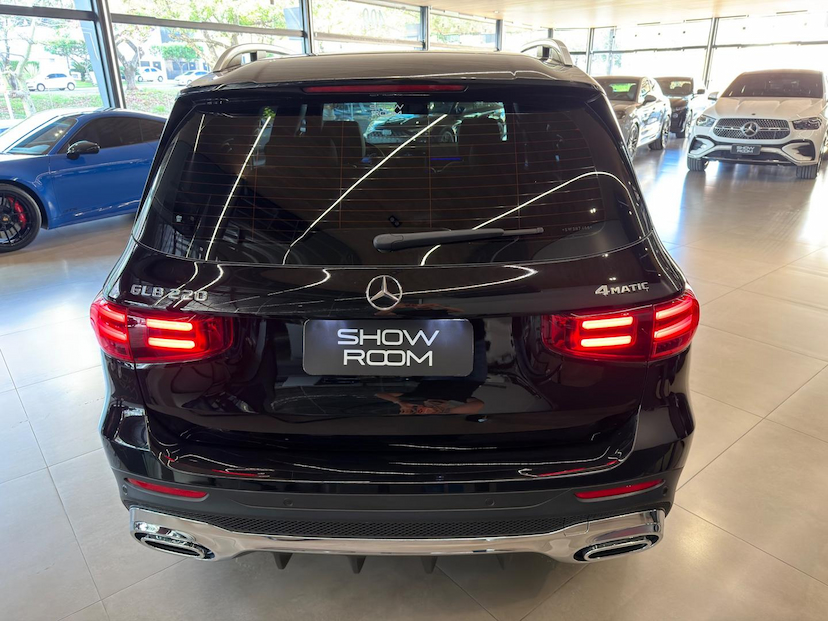 Foto do veículo MERCEDES-BENZ GLB 220  2025 17.600 KM R$ 319.000,00