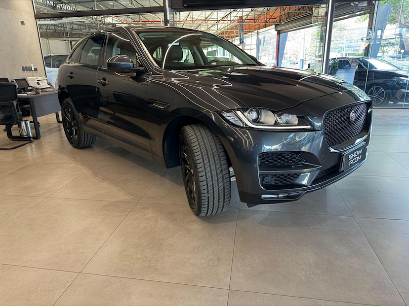 Foto do veículo JAGUAR F-PACE JAG FPACE 20TD PRESTIG 2017 84.870 KM 134.000,00