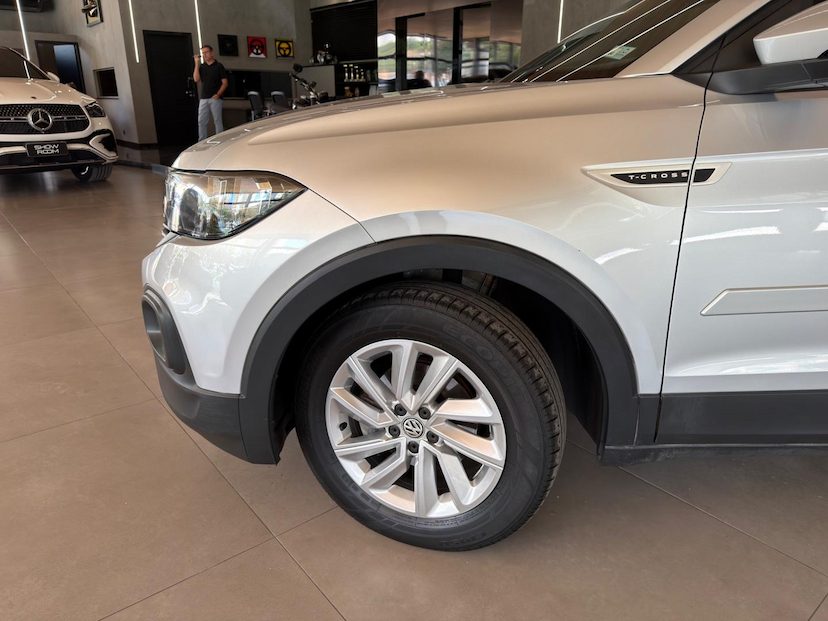 Foto do veículo VOLKSWAGEN T-CROSS T CROSS SENSE TSI AD 2020 51.917 KM 87.000,00