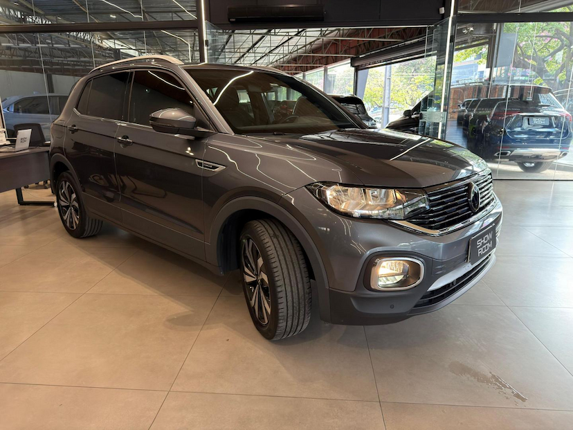 Foto do veículo VOLKSWAGEN T-CROSS T CROSS HL TSI 2023 28.332 KM 124.000,00
