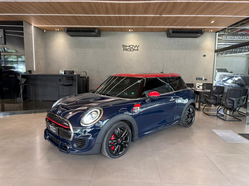Foto do veículo MINI JOHN COOPER WORKS HATCH JCW 3P 2019 18.000 KM 159.000,00