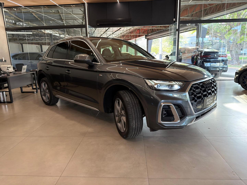 Foto do veículo AUDI Q5  P-HIBRIDO 2024 26.800 KM 284.000,00