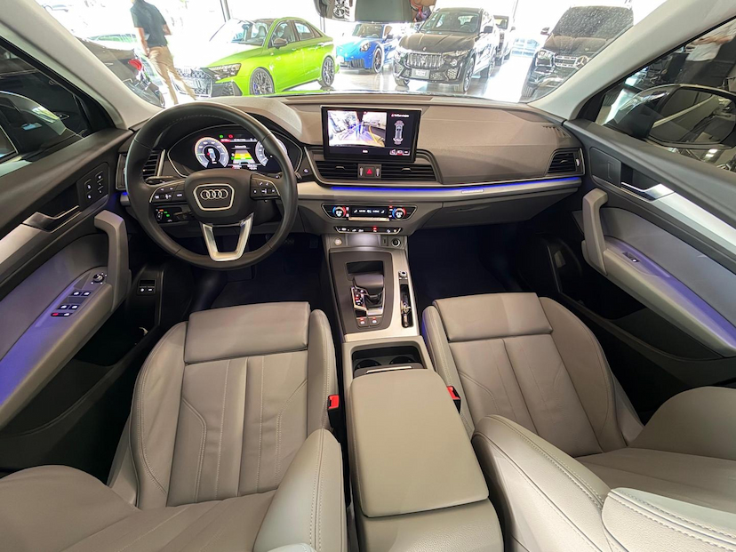 Foto do veículo AUDI Q5  P-HIBRIDO 2024 26.800 KM 284.000,00