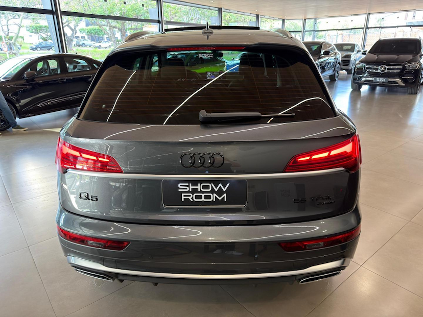 Foto do veículo AUDI Q5  P-HIBRIDO 2024 26.800 KM 284.000,00