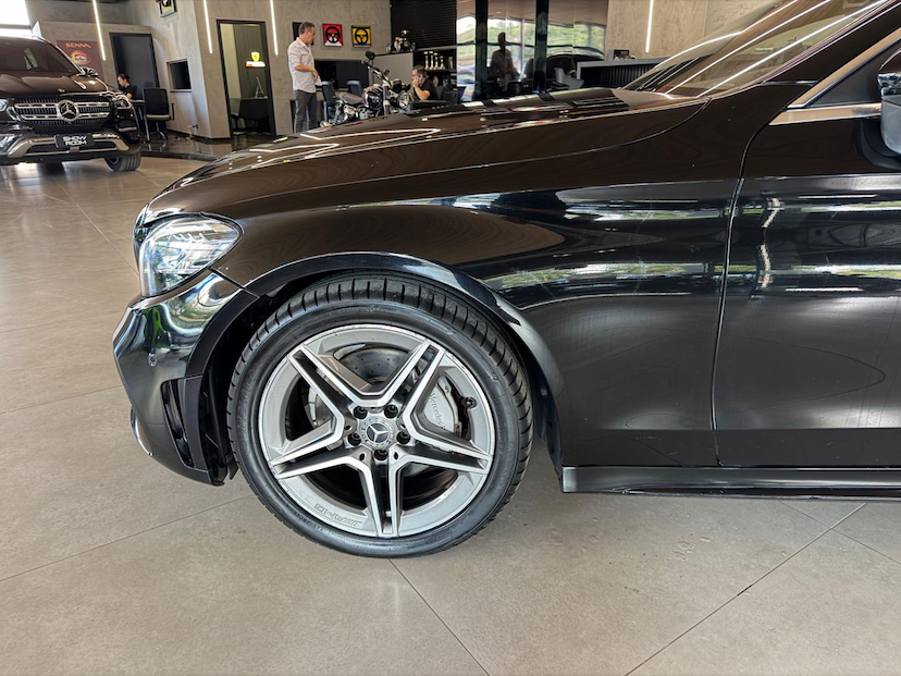 Foto do veículo MERCEDES-BENZ C 180 C180 COUPE 2020 45.717 KM 190.000,00