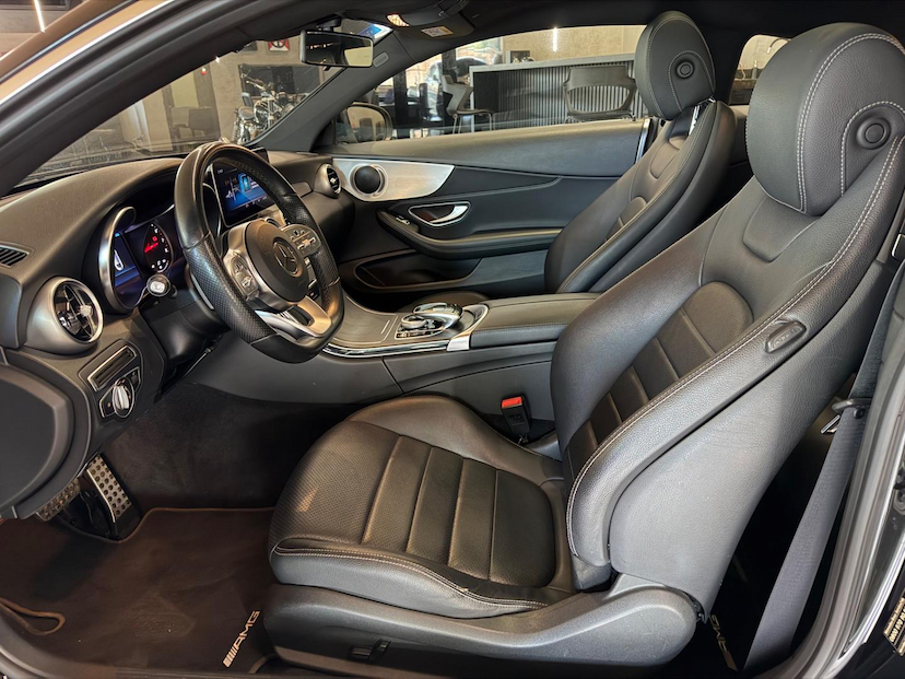 Foto do veículo MERCEDES-BENZ C 180 C180 COUPE 2020 45.717 KM 190.000,00