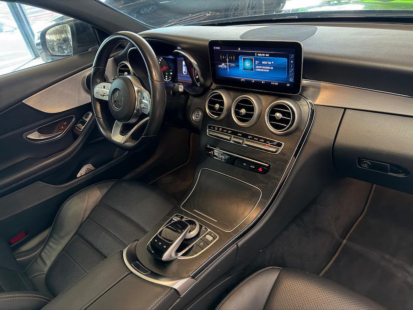 Foto do veículo MERCEDES-BENZ C 180 C180 COUPE 2020 45.717 KM 190.000,00