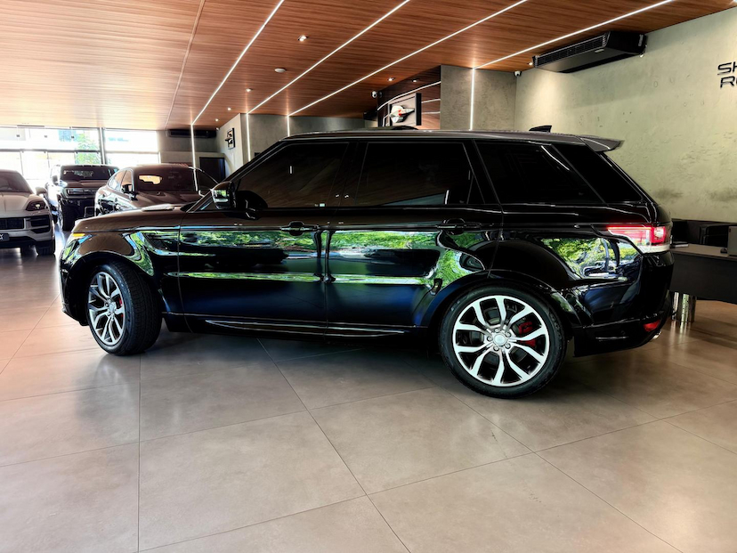 Foto do veículo LAND ROVER RANGE ROVER SPORT  SUPERCHARGED AB D 2017 78.000 KM 249.000,00
