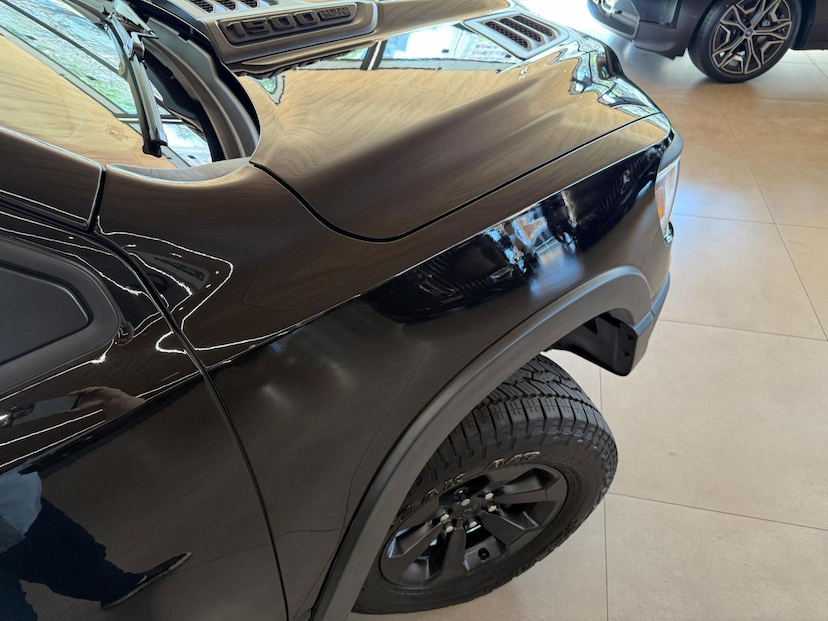 Foto do veículo RAM 1500  REBEL HEMI 2022 33.000 KM 330.000,00