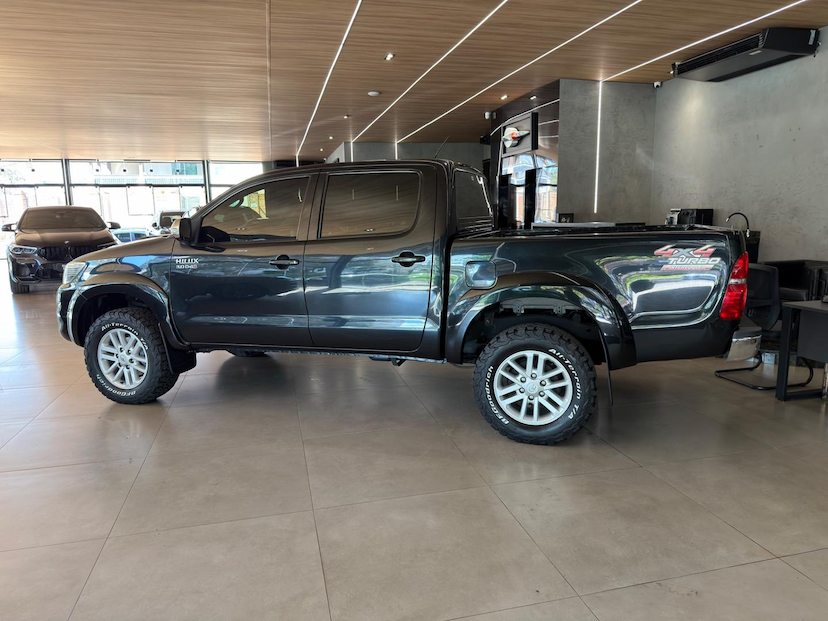 Foto do veículo TOYOTA HILUX  CD4X4 SRV 2014 262.000 KM 130.000,00