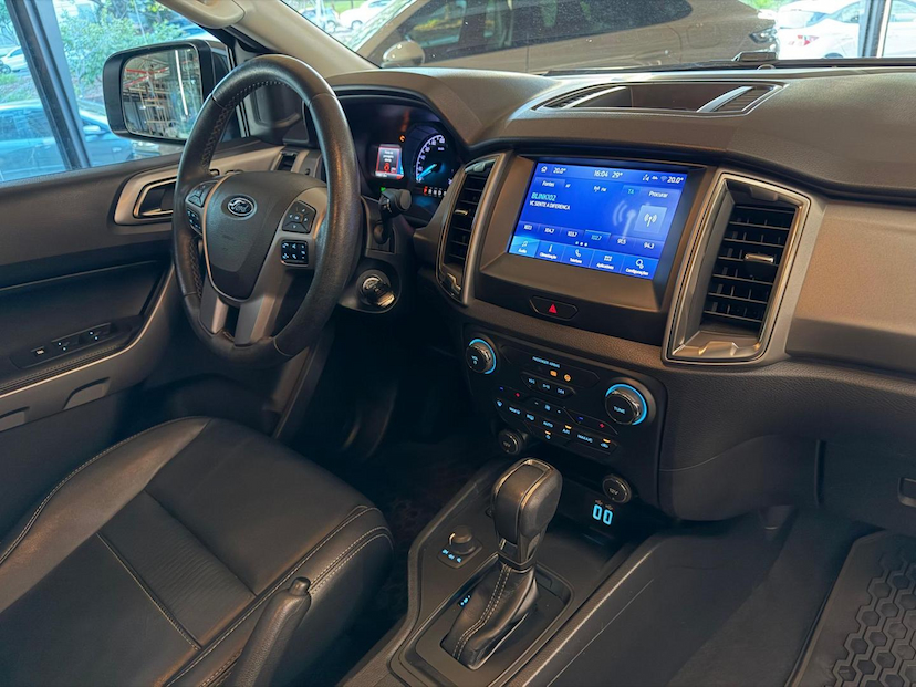 Foto do veículo FORD RANGER  XLTCD4A32C 2023 48.755 KM 185.000,00
