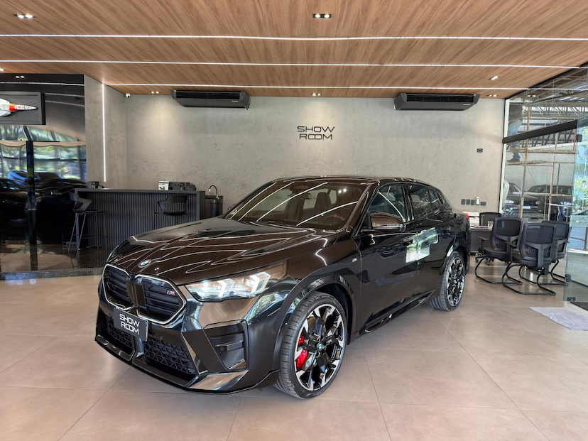 Foto do veículo BMW X2  M35I 2025 13.400 KM 459.000,00