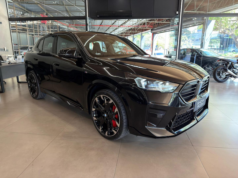 Foto do veículo BMW X2  M35I 2025 13.400 KM 459.000,00