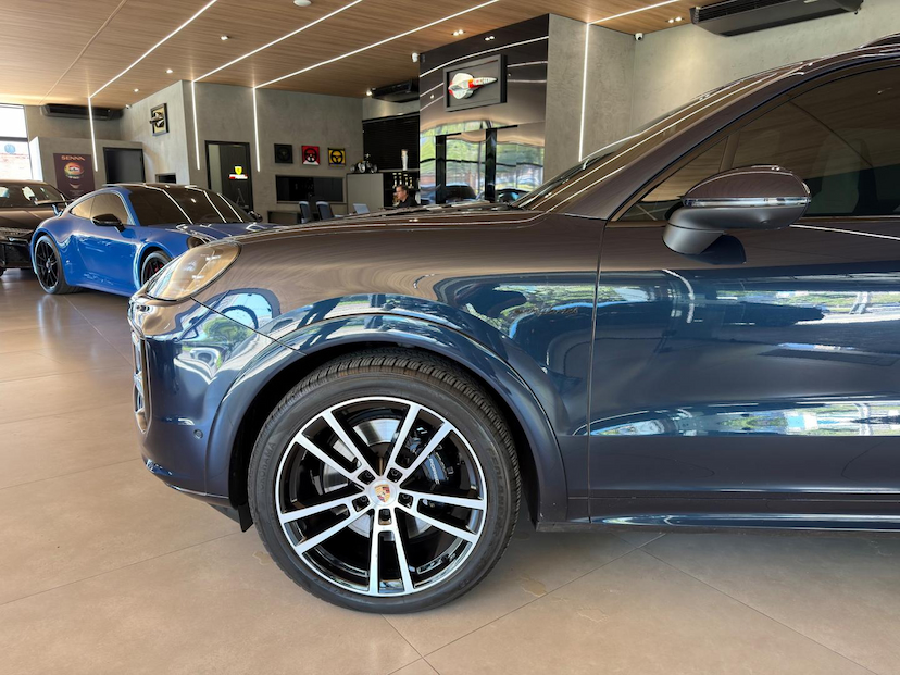 Foto do veículo PORSCHE CAYENNE  PHEV 2025 17.014 KM 780.000,00