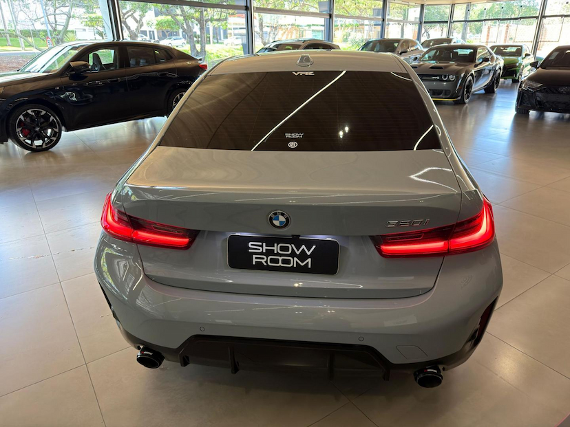 Foto do veículo BMW 320I  M SPORT FLEX 2023 22.485 KM 319.000,00