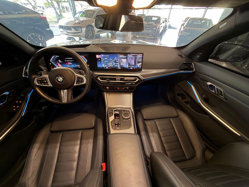 Foto do veículo BMW 320I  M SPORT FLEX 2023 22.485 KM 319.000,00