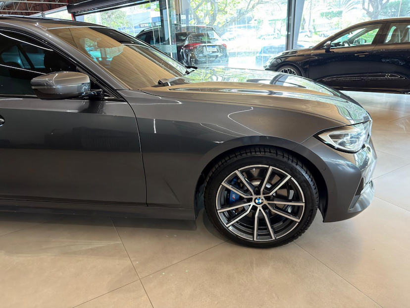 Foto do veículo BMW 330I  2020 49.698 KM 190.000,00