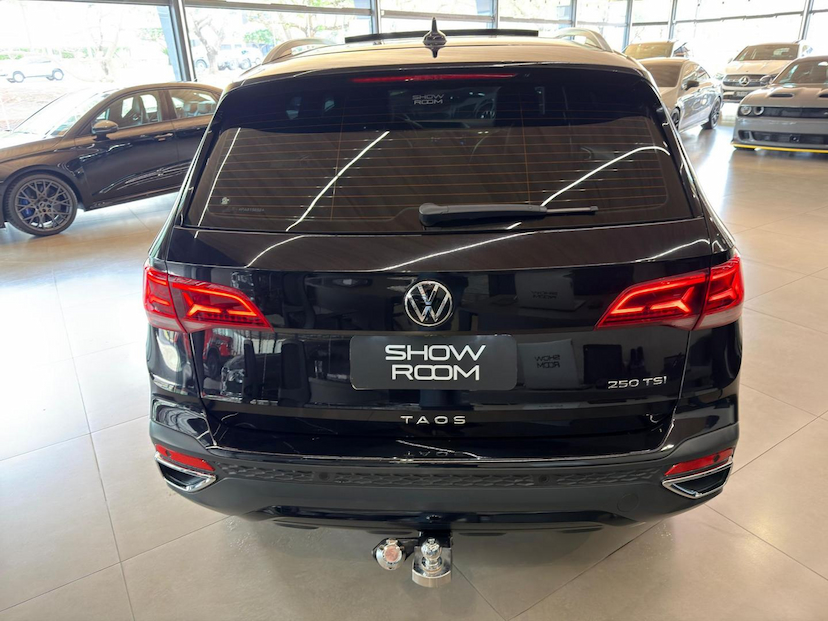 Foto do veículo VOLKSWAGEN TAOS  HL TSI 2023 39.000 KM 146.000,00