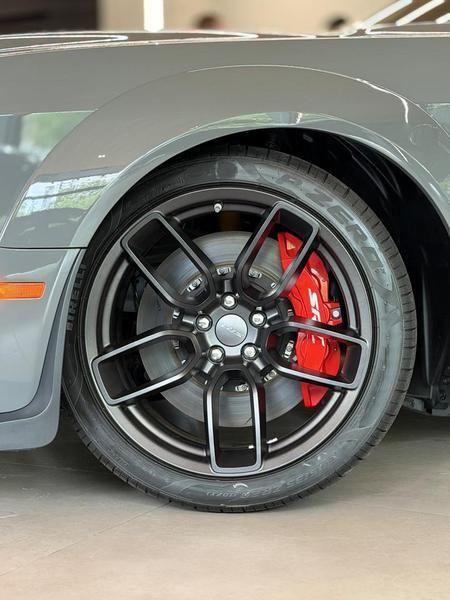 Foto do veículo DODGE CHALLENGER  SRT HELLCAT JAILBREAK 2023 100 KM 1.390.000,00