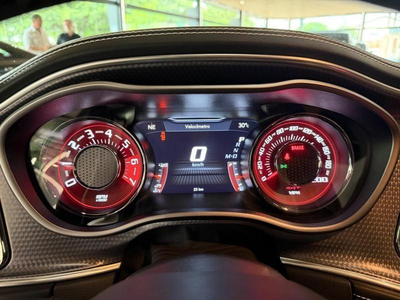 Foto do veículo DODGE CHALLENGER  SRT HELLCAT JAILBREAK 2023 100 KM 1.390.000,00
