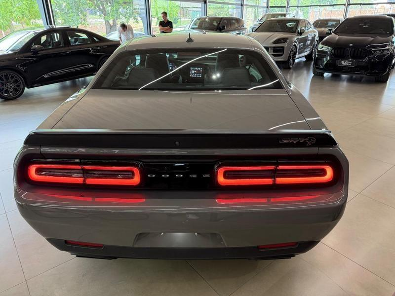Foto do veículo DODGE CHALLENGER  SRT HELLCAT JAILBREAK 2023 100 KM 1.390.000,00