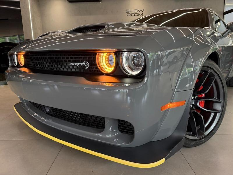 Foto do veículo DODGE CHALLENGER  SRT HELLCAT JAILBREAK 2023 100 KM 1.390.000,00