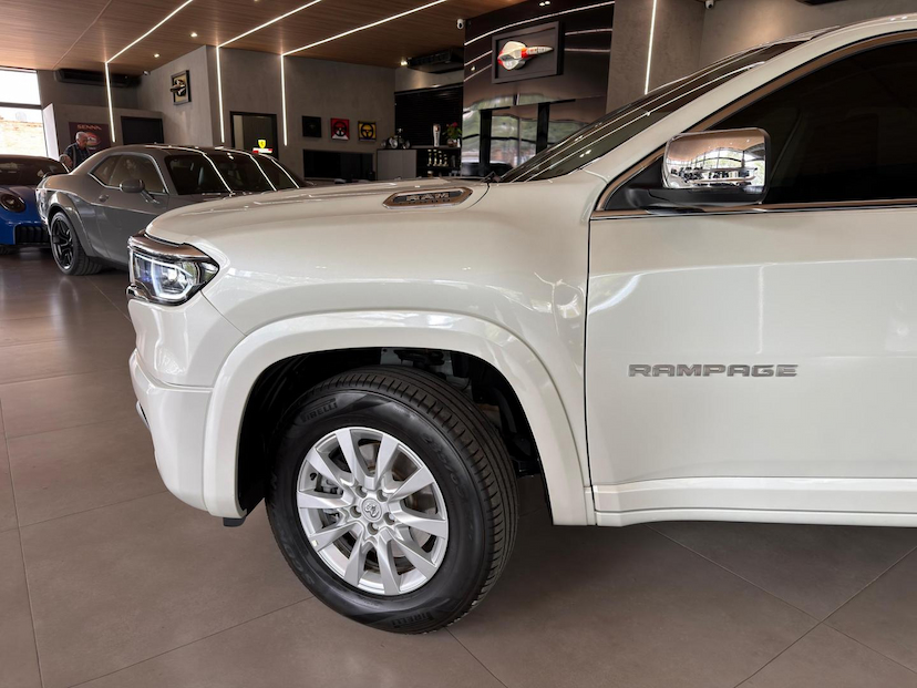 Foto do veículo RAM RAMPAGE PAGE BIGHORN DS 2025 11.400 KM 199.000,00