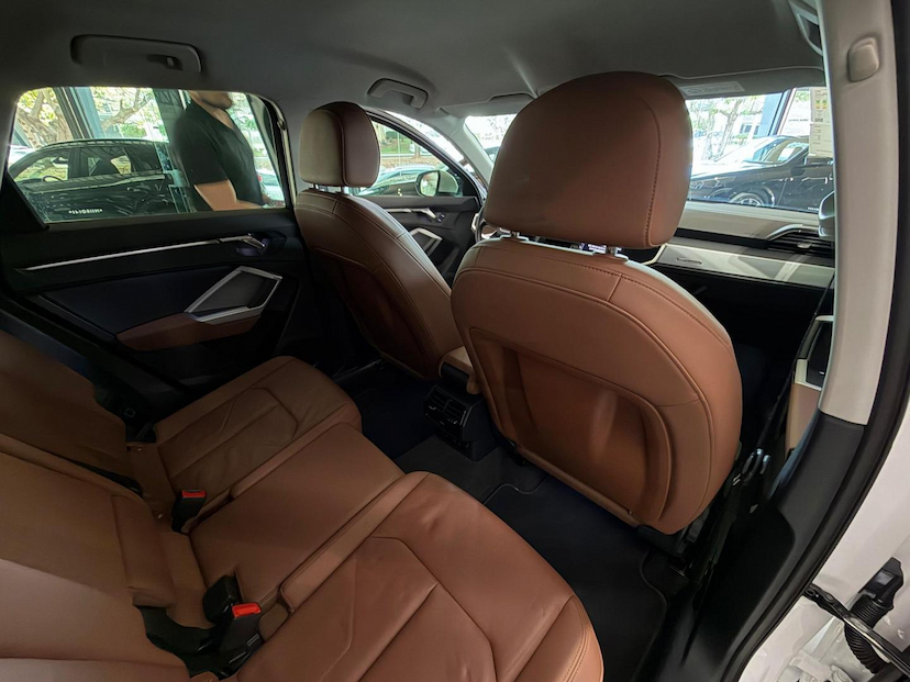 Foto do veículo AUDI Q3  1.4TFSI 2021 28.000 KM 159.000,00